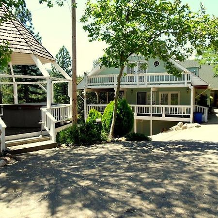 Berkshire Inn Гровленд Экстерьер фото
